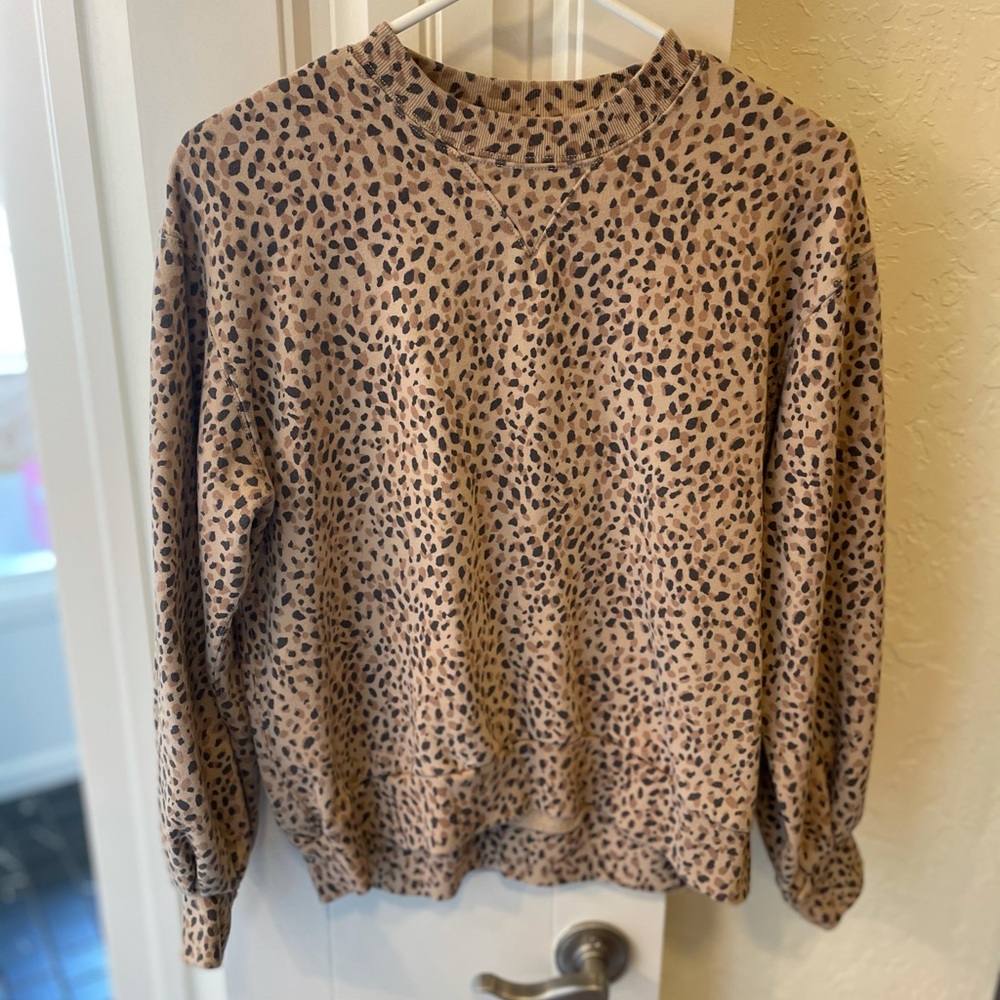 Sweatshirt